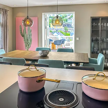 2 Bedroom Stunning In